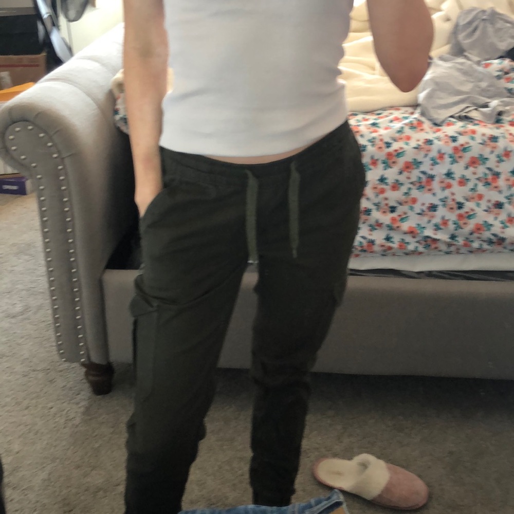 Joggers - Picture 2 of 7